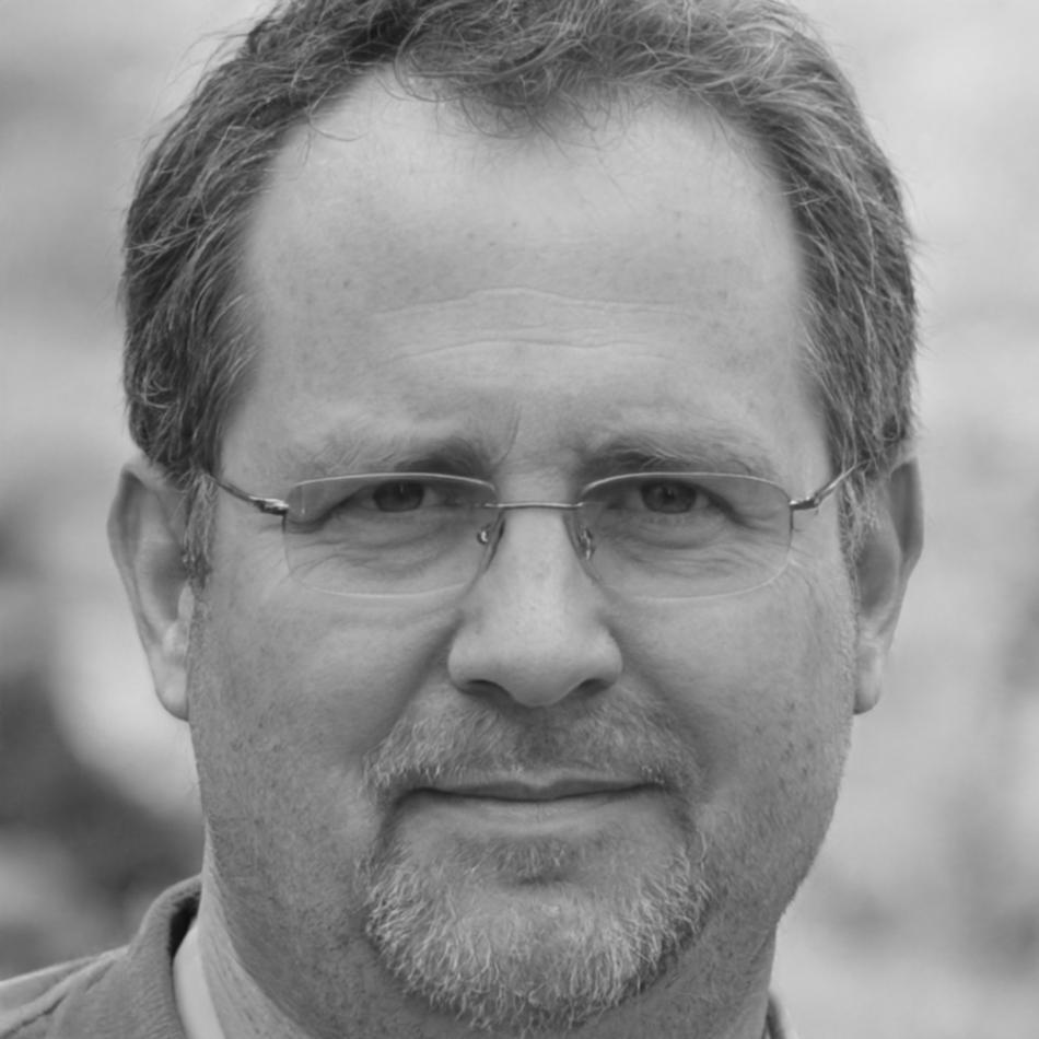 Retrato de Saturnino Frías, coordinador de grupos